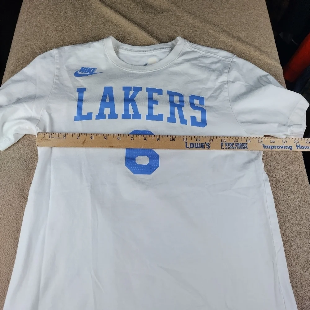 Nike Women's Size Small Los Angeles Lakers #6 LeBron James NBA Team Shirt